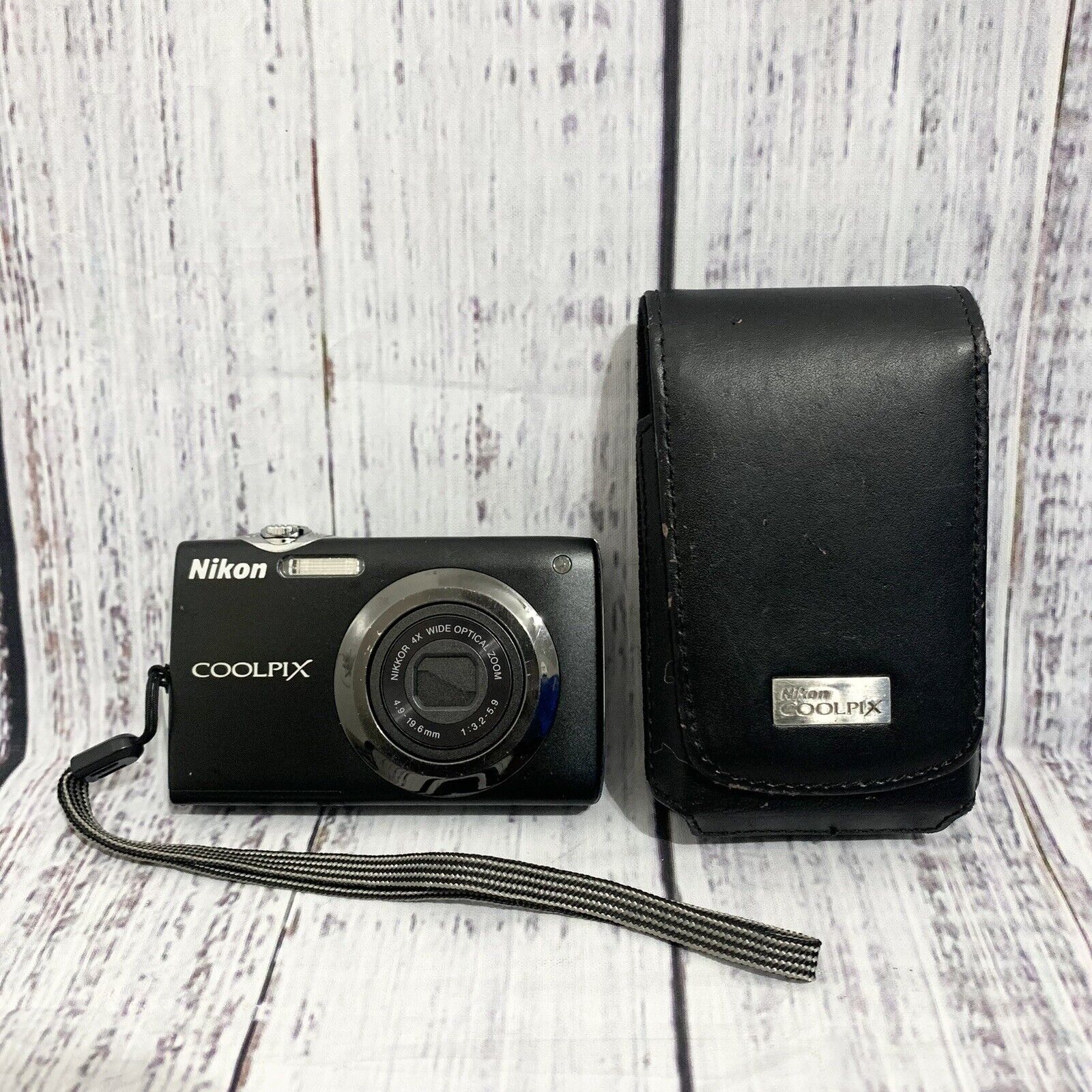 Nikon COOLPIX S3000 12MP Digital Camera Black Tested Working Battery No Charger