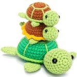 Mewaii Beginner Crochet Kit with 40% Extra Yarn, Pre-Started Yarn & Video Tutorials - 3 Sea Turtles Craft Set for Adults & Kids