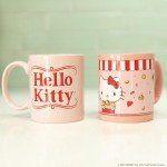 Uncanny Brands Hello Kitty Single Cup Coffee Maker Gift Set with 2 Mugs