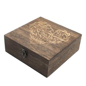 Wooden Memory Keepsake Boxes With Hinged Lids, Floral Heart Engraved Keepsake Boxes, Decorative Storage Box, Memory Box for Keepsakes for Wedding Memory Birthday Valentines Day, 7.5 x 7.5 x 2.8 Inch