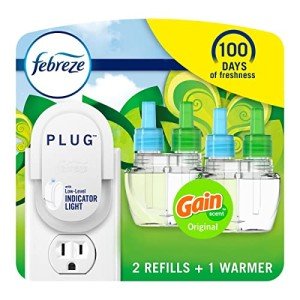 Febreze Plug In Air Freshener, Odor-Fighting Scented Oil Starter Kit, Air Fresheners for Home and Bathroom and Kitchen, Long Lasting for Strong Odors, Gain Original Scent, Warmer + 2 Refill