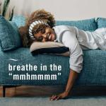 Febreze Fabric Refresher Heavy Duty Crisp Clean Air Freshener (1 Count, 500 Ml)