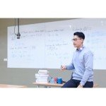 OBSBOT Tiny 2 Webcam 4K Voice Control PTZ, AI Tracking Multi-Mode & Auto Focus, Web Camera with 1/1.5" Sensor, Gesture Control, 60 FPS, HDR Light Correction, Webcam for PC, Streaming, Meeting, etc.