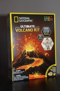 NATIONAL GEOGRAPHIC Ultimate Volcano Kit – Erupting Volcano Science Kit for Kids, 3X More Eruptions, Pop Crystals Create Exciting Sounds, STEM Science & Educational Toys (Amazon Exclusive)