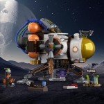 Outer Spaceship Building Blocks Toys, Explore The Universe Space Game Spaceship Toy Model, Compatible with Lego, Collection Creative Building Kit for Game Fans Boys, Aged 8+ (879 PCS)