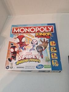 Monopoly Junior: Marvel Spidey and His Amazing Friends Edition Board Game for Kids Ages 5+, with Artwork from The Animated Series, Kids Board Games (Amazon Exclusive)
