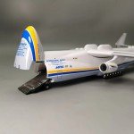 Antonov AN-225 Transport Aircraft 1/200 Scale 42cm Simulation Aircraft Model Souvenir Ornament Toy Display Collection Ornament