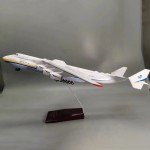 Antonov AN-225 Transport Aircraft 1/200 Scale 42cm Simulation Aircraft Model Souvenir Ornament Toy Display Collection Ornament