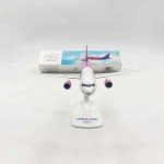 1/200 Scale WIZZ AIR A321 Aircraft Model Toy with Base Static Plane Boys Toys Souvenir Gifts Collection Display