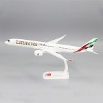 2025 New 1/200 Scale A350-900 UAE Emirates Airline Aircraft  Assembly Plane Model Airplanes Toy Collection Display With Base