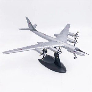 1:200 Scale Russian Tu-95ms Strategic Nuclear Bomber 95 Simulation Military Aircraft Model Collection Souvenir Toy Gift