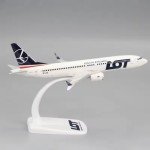 1:200 Scale B737 MAX8 B737 LOT POLISH Airlines ABS Plastic Airplane Model Toys Aircraft Plane Model Toy Assembly Resin
