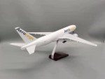 1:157 Scale 47cm Large 777 Aircraft Model B777-200 AeroLogic Boeing B777 Aircraft Model Diecast Aircraft with LED Lights