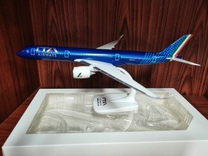 1/200 Scale A350 A350-900 Italy ITA Airline Aircraft Plastic ABS Assembly Plane Model Airplanes Model Toy For Collection