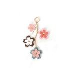 Yzikema Leather Flower Pendant Decorative Keyring, Boho Accessories Cute Keychains for Women Wallet Bag Pendant Charms (pink)