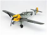 Tamiya 300061063 – 1: 48 WWII Model Set Messerschmitt BF109E-4/7 Trop