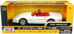 Motormax Toy 1986 Chevy Corvette C4 Convertible White with Red Interior History of Corvette Series 1/24 Diecast Model Car by Motormax 73298