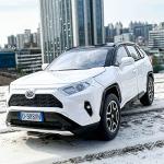 WAKAKAC Model Car 1/32 RAV4 Alloy Diecast Collectible Toy Car with Light and Sound Toy Vehicle Door Can Be Opened for Boys Kids Toddler Gift (White)