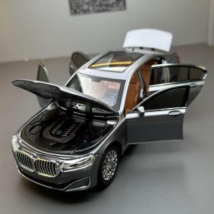 1:24 BMW THE 7 760LI Large Limousine Alloy Metal Car Model Car Sound & Light Pull Back Toy Interior Decorations Kids Toy