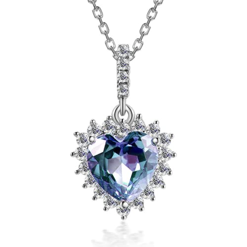 Heart-Shaped Color Change Alexandrite Necklace in Silver