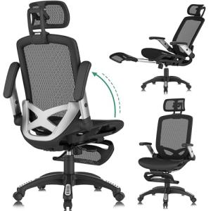 Ergonomic Gaming Chair with Footrest and Headrest