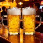 42oz Clear Plastic Beer Mugs with Handles - Set of 2