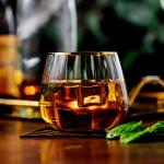 Set of 4 Stemless Wine Glasses with Gold Rim