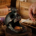Skull Crow Decoration Desktop Organiser，Creative Skull Cigar Ashtray，Collectible Jewelry Trays for Home Office Desk Supplies Organizer Accessory.