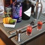 Non-Slip Rubber Bar Mat for Coffee Counter