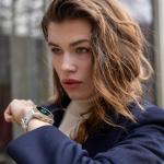 Garmin fēnix® 8 – 43mm, AMOLED, Sapphire, Premium Multisport GPS Smartwatch, Long-Lasting Battery Life, Dive-Rated, Built-in LED Flashlight, Soft Gold with Dark Sandstone Band