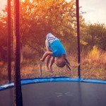 COSTWAY Round Trampoline with Safety Enclosure