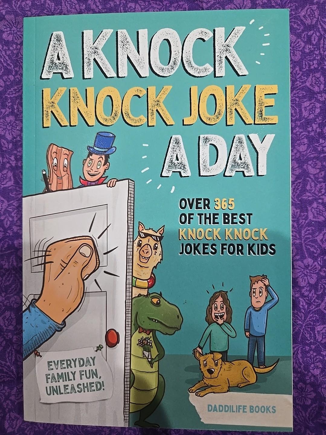 Daily Knock Knock Jokes: 365 Family Fun!