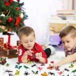 30 Fake Plastic Bugs for Pranks and Parties