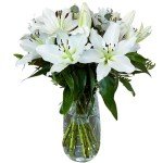 Elegant White Scented Lily Bouquet with Gift Card