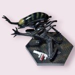 Eaglemoss Alien Vent Attack Xenomorph 10.25" MEGA STATUE