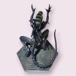 Eaglemoss Alien Vent Attack Xenomorph 10.25" MEGA STATUE