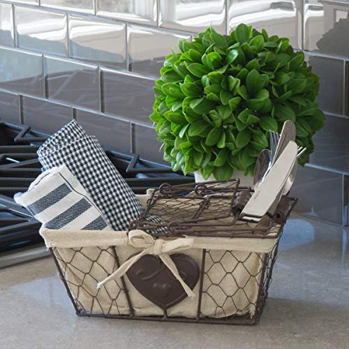 Farmhouse Chicken Wire Picnic Basket with Heart Detail