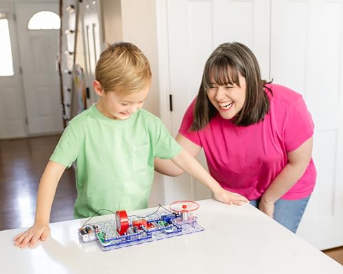 Snap Circuits Jr.: STEM Electronics Kit with 100+ Projects