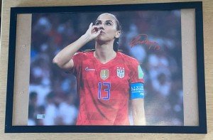 Alex Morgan Autographed 11x17 Tea Celebration Print