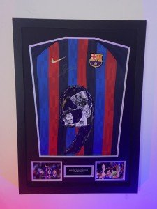 Autographed Robert Lewandowski Barcelona Jersey with COA