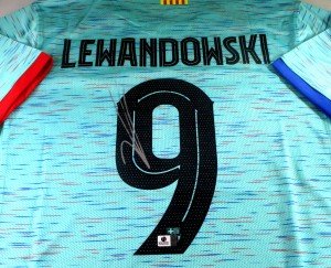 Autographed Robert Lewandowski Barcelona Nike Jersey