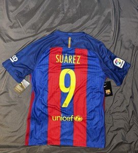 Luis Suarez FC Barcelona Home Jersey 2016/17 - Medium