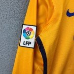 Barcelona Nike Away Jersey #9 Suarez - Size M