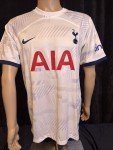Harry Kane Autographed Tottenham Hotspur Jersey Photo