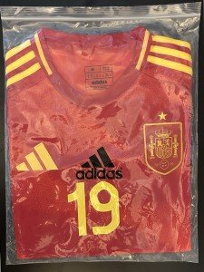 Spain 2024 Lamine Yamal Soccer Jersey - Medium