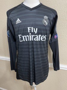 Real Madrid Thibaut Courtois Player Issue CL Jersey