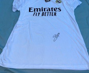 Thibaut Courtois Autographed Real Madrid Jersey