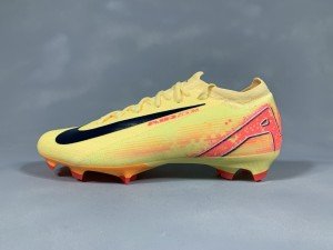 Nike Zoom Vapor 16 Pro KM FG Mbappé Cleats