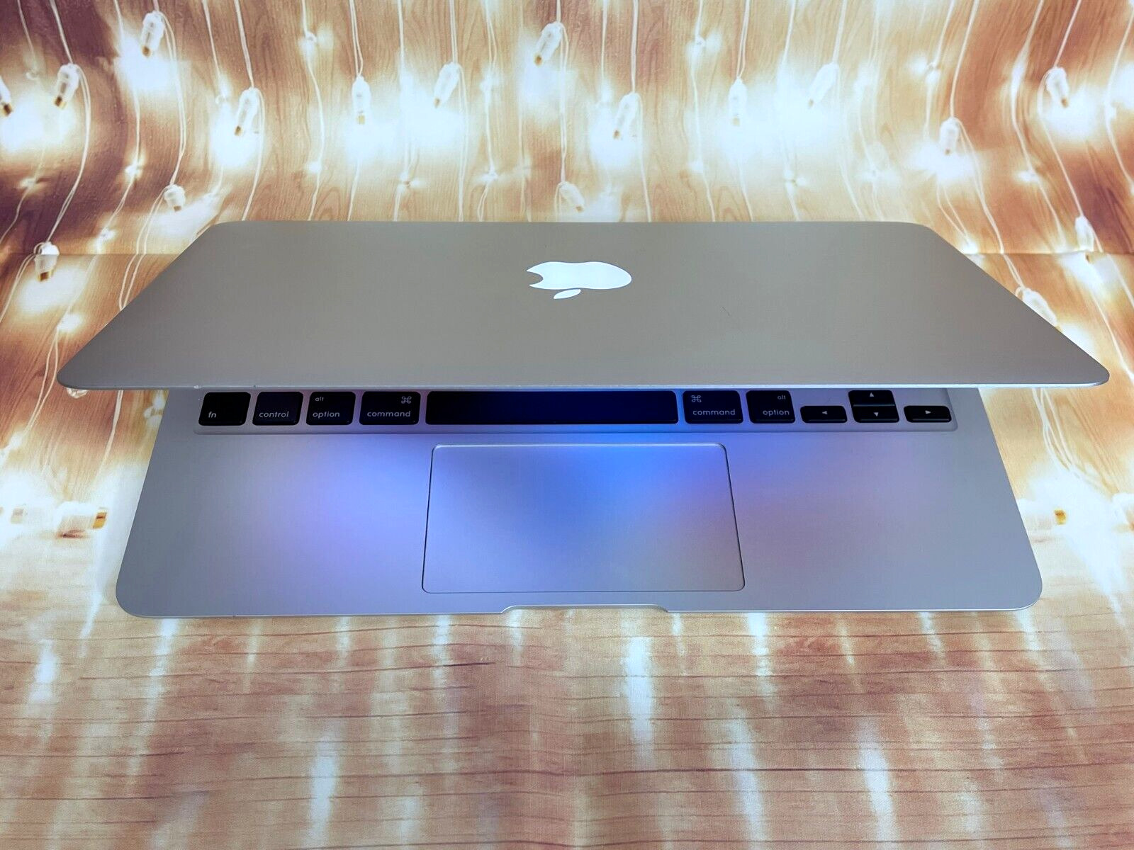 Apple MacBook Air 11" | i5, 4GB RAM, 128GB SSD
