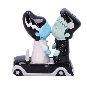 Spooky Salt and Pepper Shakers for Couples